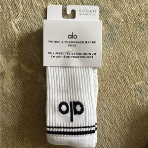 ALO Yoga Women's Throwback Barre Sock - White